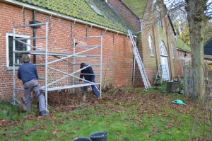 Aannemer druk bij Woldzigt Roderwolde