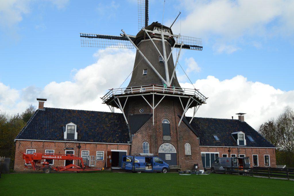 drukke werkzaamheden bij Woldzigt Roderwolde