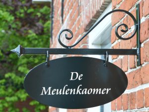 Woldzigt - Meulenkaomer nieuw uithangbordje