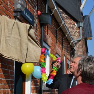 Woldzigt - Meulenkaomer onthulling nieuw uithangbordje