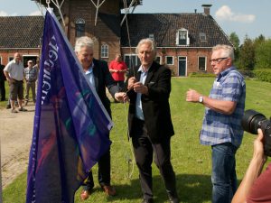 vlagvertoon met overdracht molen Woldzigt